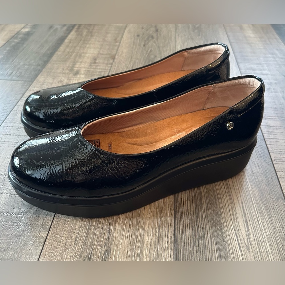 Andrea Women’s Platform Patent Moccasins Black Size 10